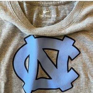 Nike UNC. Chapel Hill  L. Gray and Blue Graphic Tee